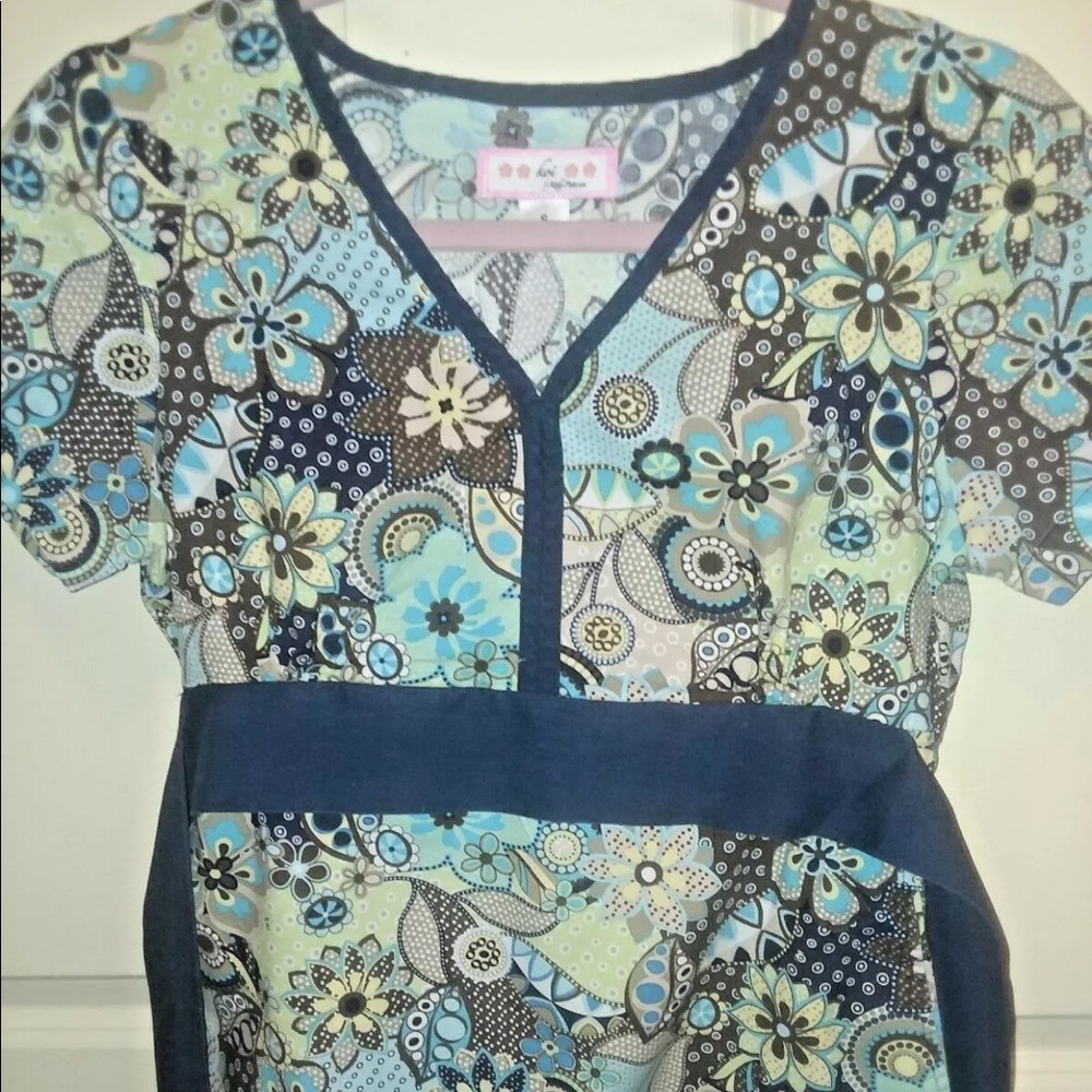 Koi scrub top